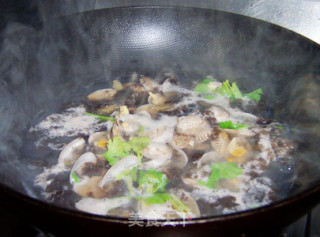 花蛤紫菜汤的做法步骤：9