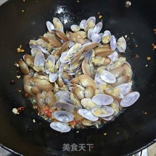 香辣炒花蛤的做法步骤：7