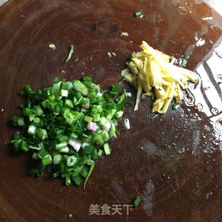 小米花蛤粥的做法步骤：4