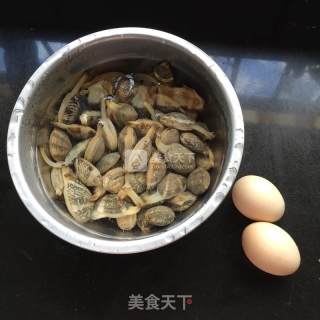 花蛤水蒸蛋的做法步骤：1