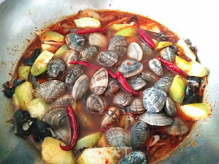 水煮花蛤的做法步骤：10
