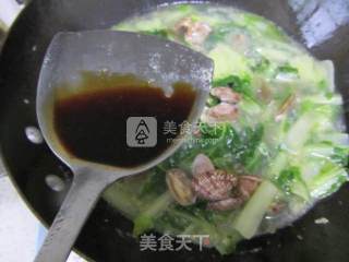 小白菜花蛤汤的做法步骤：10