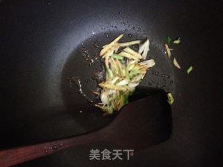 原汁原味--煸炒花蛤的做法步骤：3