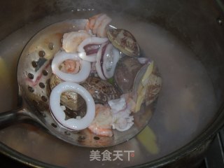 美极海鲜炒饭的做法步骤：5