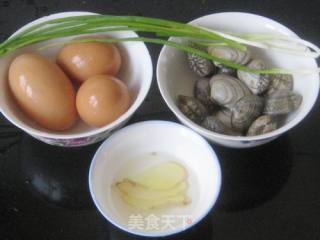 花蛤蒸蛋的做法步骤：1