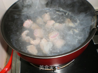 柠檬花蛤牛腩汤的做法步骤：4