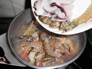 家常菜——海鲜粉丝的做法步骤：5