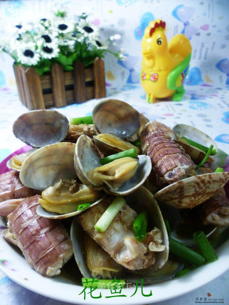 花蛤炒虾蛄的做法
