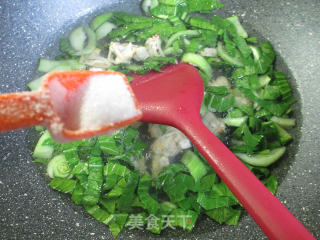 花蛤青菜汤的做法步骤：6