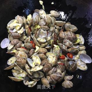 辣炒花蛤的做法步骤：6