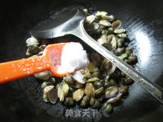 蛳螺炒花蛤 的做法步骤：8