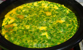 韭菜海鲜煎蛋的做法步骤：5