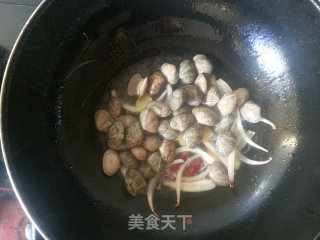咖喱香茅煮花蛤的做法步骤：5