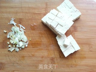 韩式花蛤豆腐汤的做法步骤：2