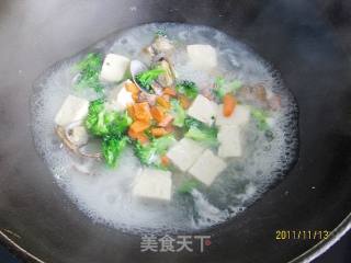 西兰花豆腐汤的做法步骤：6