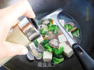 西兰花豆腐汤的做法步骤：8