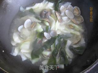 冬瓜海带花蛤汤的做法步骤：10