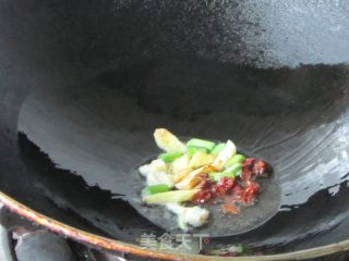 酱烧花蛤的做法步骤：5