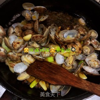【仙草味道私房菜】之海味花蛤的做法步骤：6