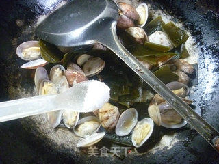 海带炒花蛤的做法步骤：11