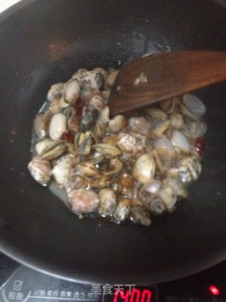 葱油花蛤的做法步骤：6
