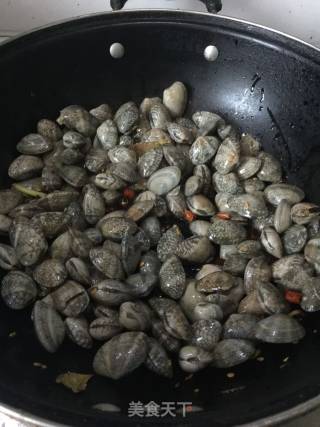 蒜香花蛤的做法步骤：6