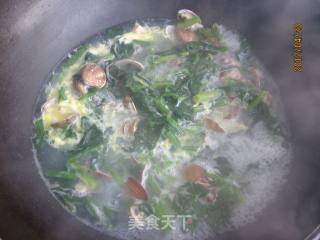 菠菜花蛤粉丝汤的做法步骤：6