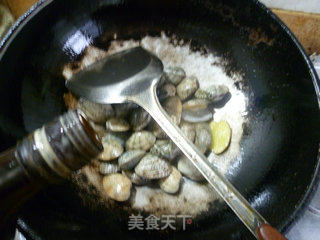 清炒花蛤的做法步骤：4