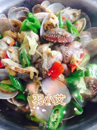 小艾的美食厨房之--辣炒花蛤的做法步骤：6