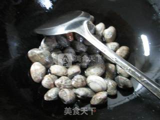 小白菜炒花蛤的做法步骤：5