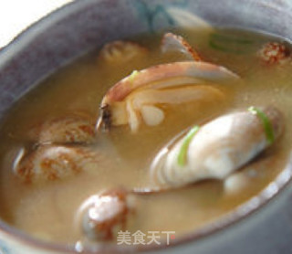 花蛤味噌汤(日式酱汤)的做法步骤：3