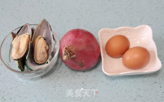 【青口贝炖蛋】：不浪费的食物美学的做法步骤：1