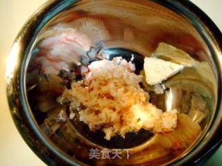海鲜馄饨伴核桃蘑菇汁的做法步骤：9