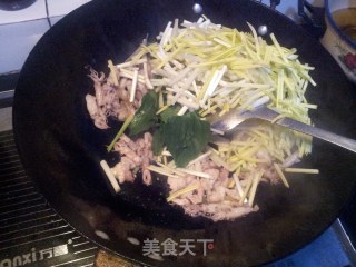 墨斗小炒肉的做法步骤：2