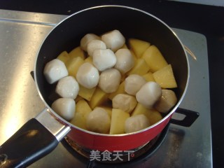 零厨艺15分钟打造超美味米饭杀手【咖喱什锦煲】的做法步骤：5