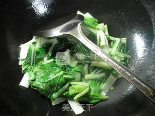 小白菜炒淡菜 的做法步骤：3