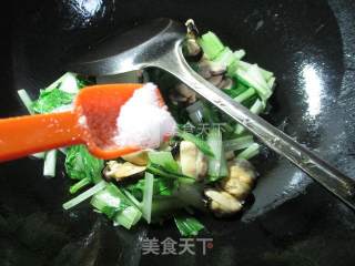小白菜炒淡菜 的做法步骤：6