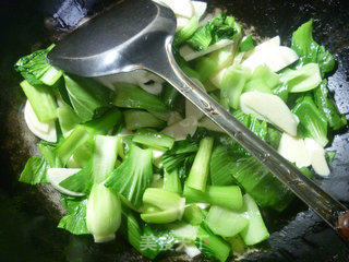 茭白淡菜炒青菜的做法步骤：5