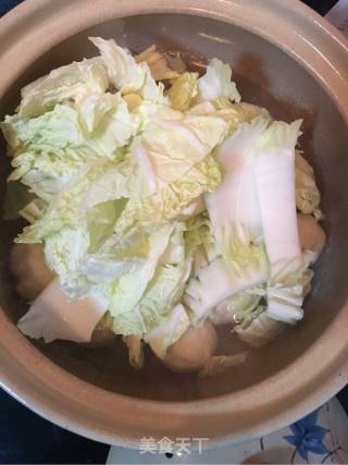 黄芽菜粉丝丸子汤的做法步骤：3
