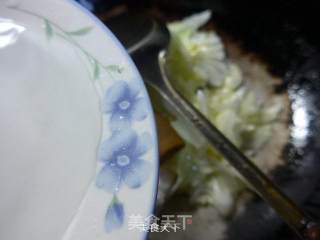 咖喱墨鱼丸圆白菜的做法步骤：5
