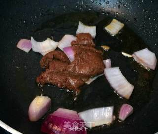在家就能喝的泰国海鲜冬阴功汤-简单易操作的做法步骤：3