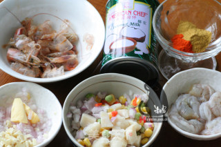 椰香咖喱虾饭的做法步骤：1