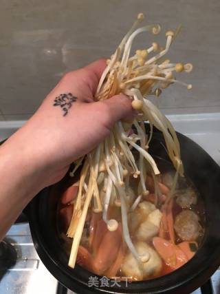 麻辣海鲜锅的做法步骤：21