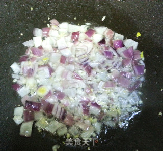咖喱鱼丸的做法步骤：2