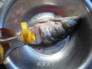 【鲁菜】糖醋鲤鱼的做法步骤：5