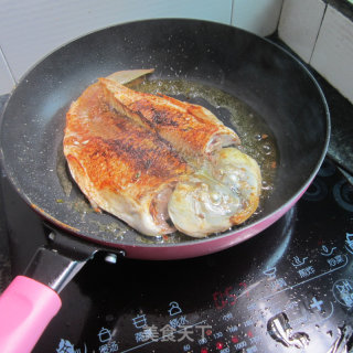洋葱煎鱼的做法步骤：7