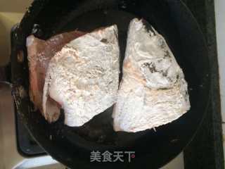 电饭煲酥鱼的做法步骤：4