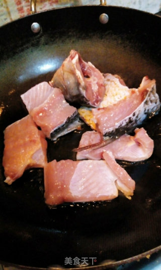 豆腐粉条大鱼汤的做法步骤：3