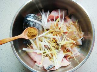 铁锅炖鱼的做法步骤：6