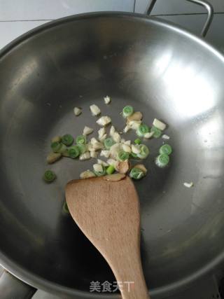 酱烧豆腐鱼块的做法步骤：4